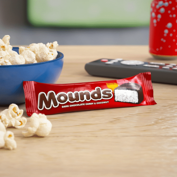 MOUNDS Dark Chocolate and Coconut Candy Bars - Image 1