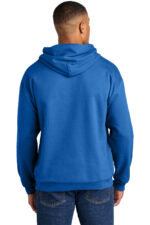 Gildan Softstyle Pullover Hooded Sweatshirt, 8.4-Ounce, 80/20 Cotton/poly - Image 3