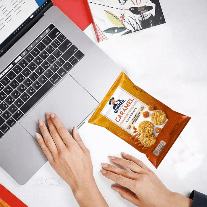 Mix Pack Quaker Rice Crisps Snacks, Caramel and Apple Cinnamon Flavor, 0.91 Oz Per Pack - Image 3